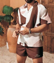 Costume da Bagno Uomo Marrone + Camicia Coordinata in Regalo – “Not Saudades” Not Saudades