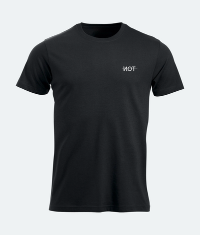 T-shirt Uomo “NOT” – Stampa minimal Lato Cuore Not Saudades