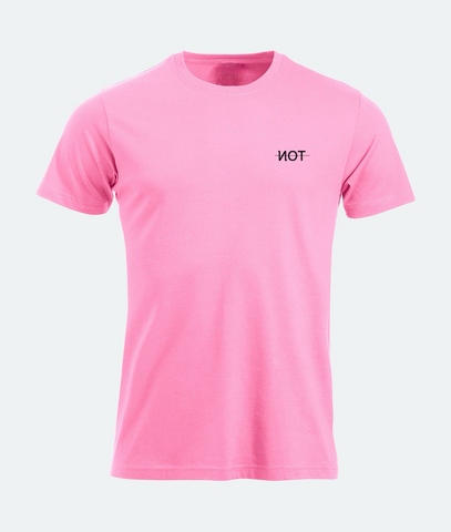 T-shirt Uomo “NOT” – Stampa minimal Lato Cuore Not Saudades